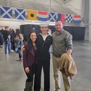 Meet your Posher, Elyse